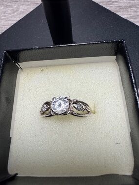 Avon Silver-Tone Ring with Clear Center Crystal
